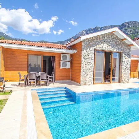 Villa Tlos Deluxe 3+1 ,oezel Havuzlu, *
