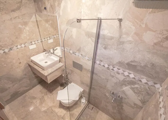 Tlos Deluxe 3+1 ,oezel Havuzlu,