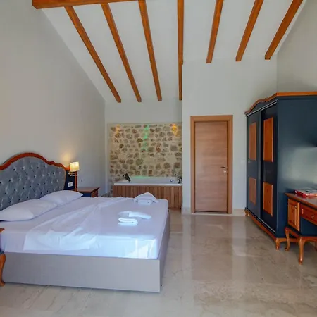 Tlos Deluxe 3+1 ,oezel Havuzlu, Fethiye